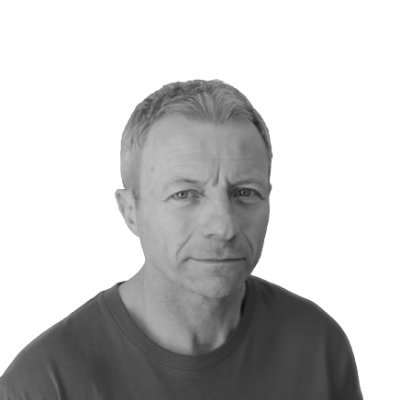 Systems over struggle. Ex-rugby pro turned remote work strategist teaching solopreneur parents to master productivity while being present for family. 🏠