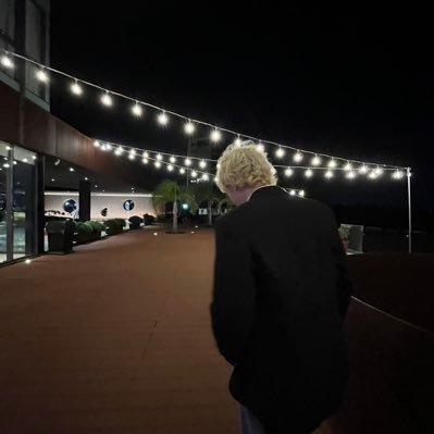 SantinoRicagni's profile picture. 💛🖤