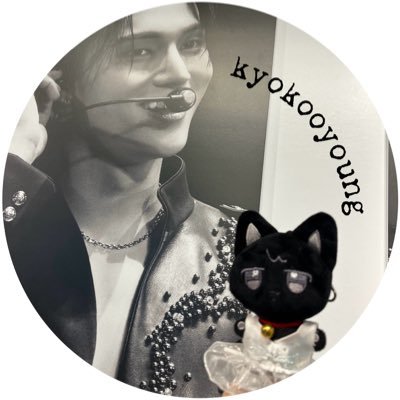 2020.2~JC娘と一緒にパフォに惚れてATEEZ沼へ🏴☠️ ウヨン(ウサン)推しだけど全員大好き!実はぴえむもウヨン推しw役に立たない小物やぬい衣装、紙モノ作りで小さな幸せを♡手仕事備忘録作りました→ @kyo_atzmade
