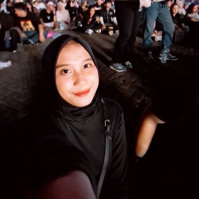 _vitamia's profile picture. sakpenakmu, aku manut