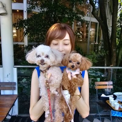 タレント/T172/ドラマ『新しい王様』『闇金ウシジマ君~season2~』/映画『疾風虹丸組』『...and LOVE』『あさひなぐ』/舞台『一騎当千』『志村魂』
愛犬🐶🐶こむぎ(12歳)まりも(1歳)
Instagram→https://t.co/8ZGIESBC57