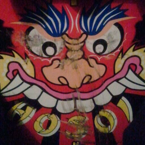 V_BOTTOM's profile picture. SURF,SK8,PIST,CLUB,FES,SOCCERをこよなく愛している。さびしがり屋で目立ちたがりの人見知り。スターウォーズで云うとチューバッカ。
誘惑にめっぽう弱い。