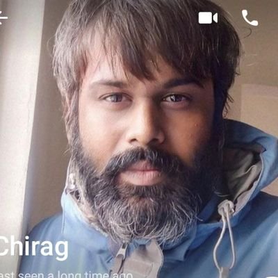 Jungle bihad me ghumta hua ek banjara
