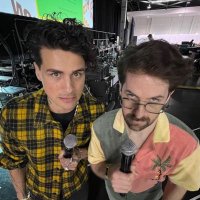 constant (@constantlyian) 's Twitter Profile