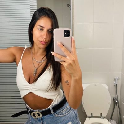 De Esquina, ctes.

insta: giselroa