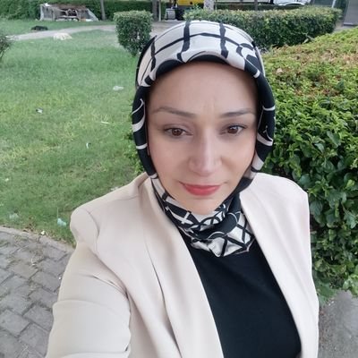 Evli💛
Sen inanmaktan vazgeçme ,gün gelir duan kabul olur.❤️
Galatasaray💛❤️