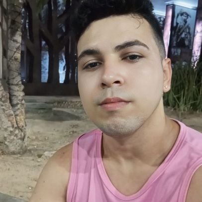 Amo: São João, Arte Drag, Realitys, Novelas, Filmes de Terror e muitas outras coisas.