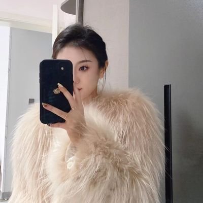 sJsORqlY1M45942's profile picture. 