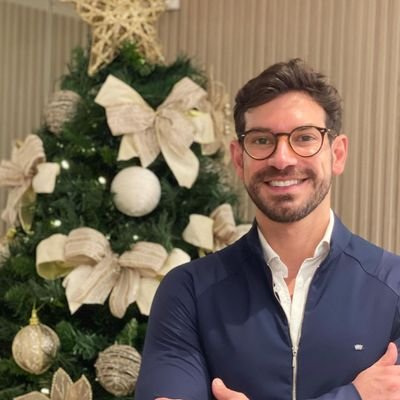 🦷🦷 DENTIST DOCTOR🩺
Doctor from Ireland 🇮🇪
Fitness and healthy 🥬
🏋️Gym instructor, to provide🦵 a healthy life for you