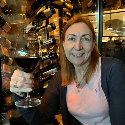 SilviaZamora's profile picture. 