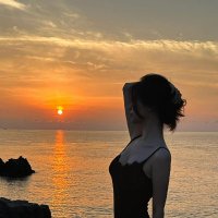 HoneyBee (@honey_bee__h) 's Twitter Profile