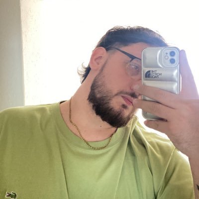 TOTOY95's profile picture. Hasta que el alma diga basta, nunca antes.
Fan del 🧉
Hincha Boca 💙💛💙