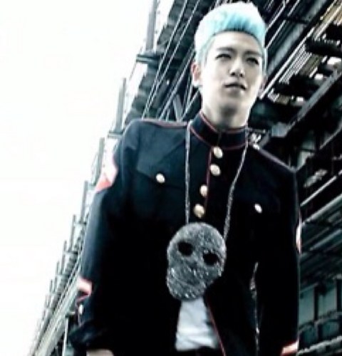 ❀ Official Fantasyislander of BigBang's Choi Seunghyun [TOP] ❀ 87liner rapper.