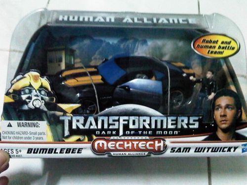 Real_actionfig's profile picture. kami menjual berbagai macam action figure dengan kualitas yang tidak diragukan lagi---cek favourites kami utk melihat produk2 kami