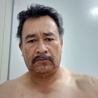 mexicano,ideas en progreso,anti-religioso,ningún político es honesto,animalista,antiglobalismo,antiaborto,pro capitalista,sexo libre,cruz azul,ravens, no cripto