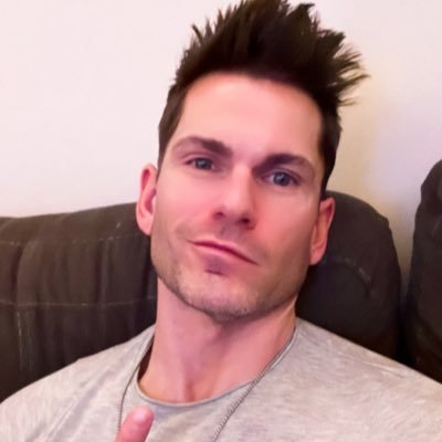 Trying to be equal parts Hugh Jackman, Lady Gaga, and Tina Fey. TikTok: alexringler0 (173K) Insta: alexringler (70K)