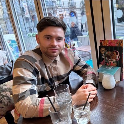 19 🇬🇧/🔞 straight/solo content maker 🌶️. joshwalker149 instagram📸