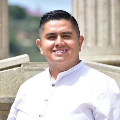 Reportero de Espectáculos | LCC | Maestría en MKT | Escribo para @InMedios @HidalgoMultimedios | Hidalgo, MX | #DHcomunicación