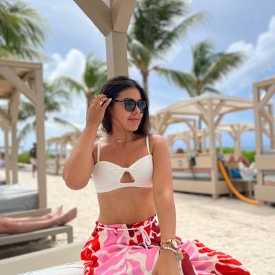 nathaliapitac's profile picture. Ser más, y dar lo mejor. Una fan de doctor krapula.