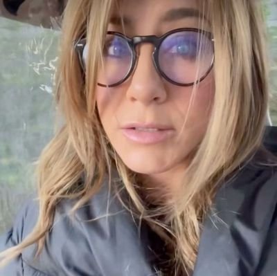 AnistonJen46265's profile picture. I love all my fans ❤️❤️❤️