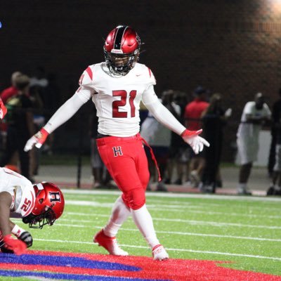 || Tampa,FL ||Track & Football || ATH,DE,Edge rusher,RB,LB|| 210lbs|| Email- ricealexanderwatkins@gmail.com // NCAA ID: 2412471292// (813)-352-0438