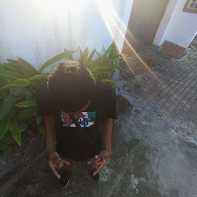 SlickDDV's profile picture. Underground Nigerian Artist,
Alte Artist🔥🔥🔊🔊