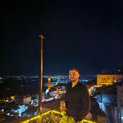 kelesozan47's profile picture. AKDÜ📚

📍 ANTALYA