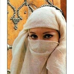 Dina1014A's profile picture. Pharmacist TU 
#Zamalek. #JFT20

﴿لِلَّهِ الْأَمْرُ مِن قَبْلُ وَمِن بَعْدُ﴾