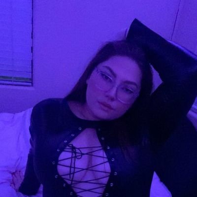DeblovesyaCNC's profile picture. 24, very nsfw. MDNI or follow!