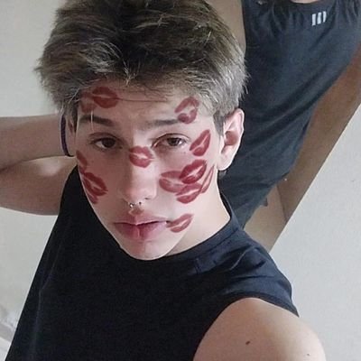 el tw no es para el porno, dejen de romper la pija