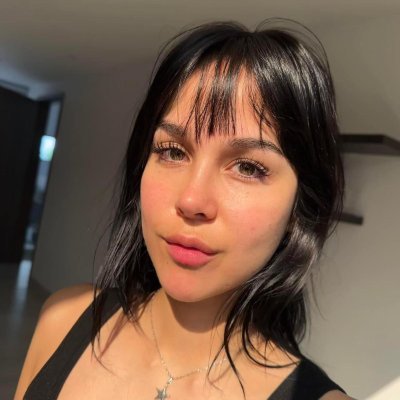 laura_merril's profile picture. most loyal person you will ever meet