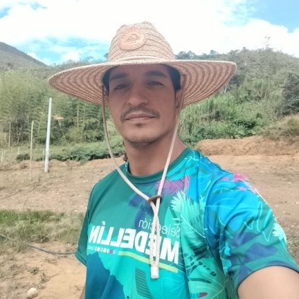 Corredor sin límites.
Maratonista 2017- 2022 Medellín 42k.
Campeón continental