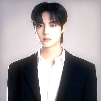 eugineinn's profile picture. fan account | randomly