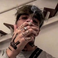 Alex (@alex47crk_) 's Twitter Profile
