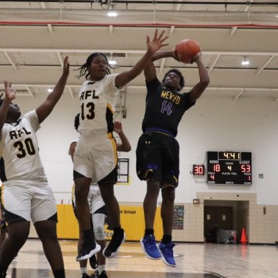 6’1 | guard | 3.3 GPA | Mergenthaler Vocational Technical High school Baltimore md. I #CO27’ | Email: hsean9498@gmail.com