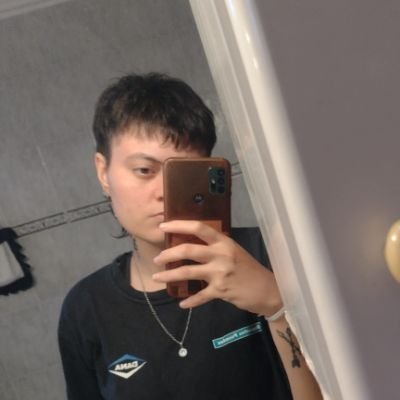 cele_naomi's profile picture. 24 años🍐/ ig: celenaomi /soad✨duko🙏🏻🏳‍🌈