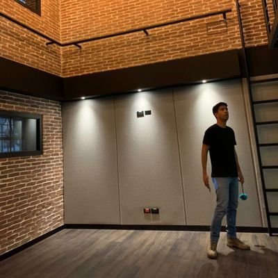 leonardsal's profile picture. Lugar de nacimiento: Santiago de Cali.
Viviendo en Bogotá.
Arquitecto.
Hueso y tuétano Rojo.