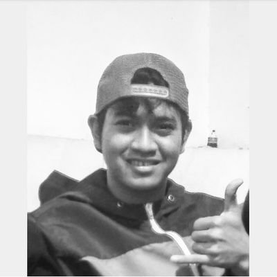 aprisulistiyant's profile picture. Be Something Doing Nothing #YNWA