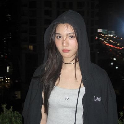 june in a hoodie
| orm in a hoodie
| currently bonnie in a hoodie
