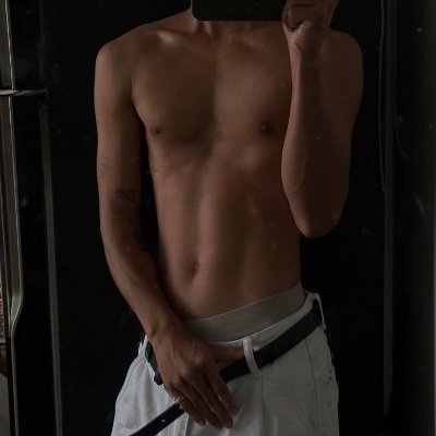 greysonfox03's profile picture. 