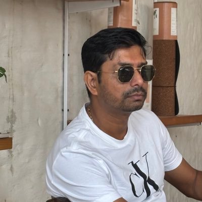 dutta_abir09's profile picture. dream big in small eyes