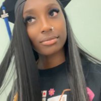 ASH (@a_hollidayy) 's Twitter Profile