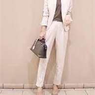 困っている人を助けたくて現金プレゼントをします。毎日現金を分配中。フォローしてエントリーください。配布会場▶https://t.co/jTTp0GCbKg