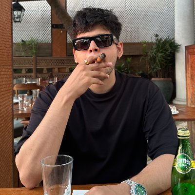 mitanshshahh's profile picture. E-com operator, scaling systems & breaking limits | Long-term thinker, short-term executor