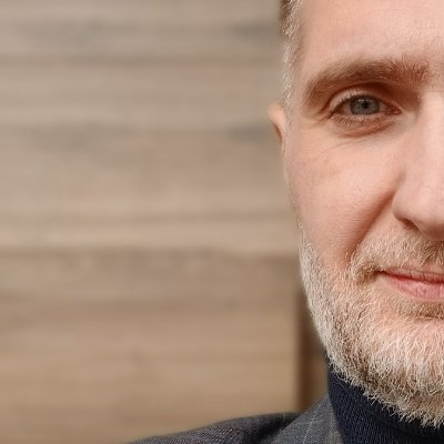 Adam Chmielecki Profile