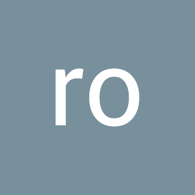 roas997464's profile picture. 