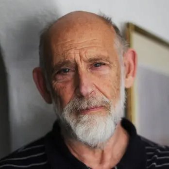 Theoretical physicist | Professor @Stanford | String theory, quantum field theory, cosmology | Author of The Cosmic Landscape & The Black Hole War