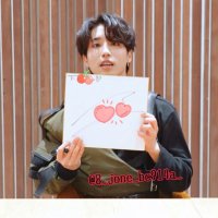 骨折るまで休めないじあ (@8_jone_bc914a_) 's Twitter Profile Photo