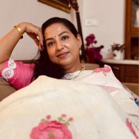 Deepz (@deepthiterenz) 's Twitter Profile