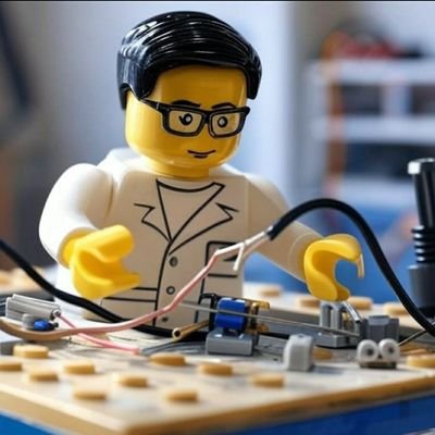 Ingeniero Electricista de la Ilustre Universidad de Los Andes de Venezuela. Orgullosamente Jaureguino.